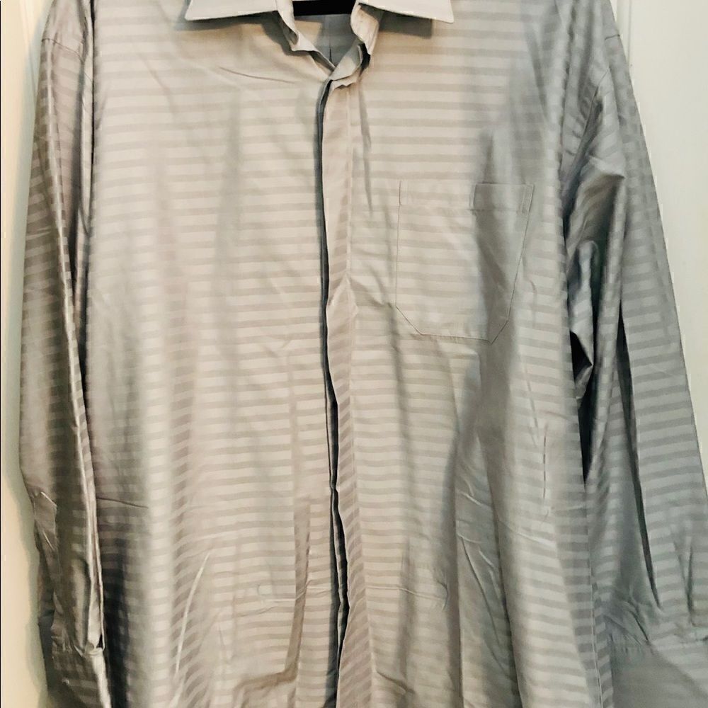 Men’s Assante dress shirt 